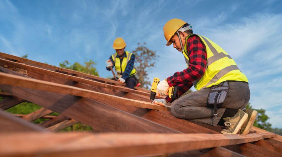Professional gutter cleaning in Keota, IA